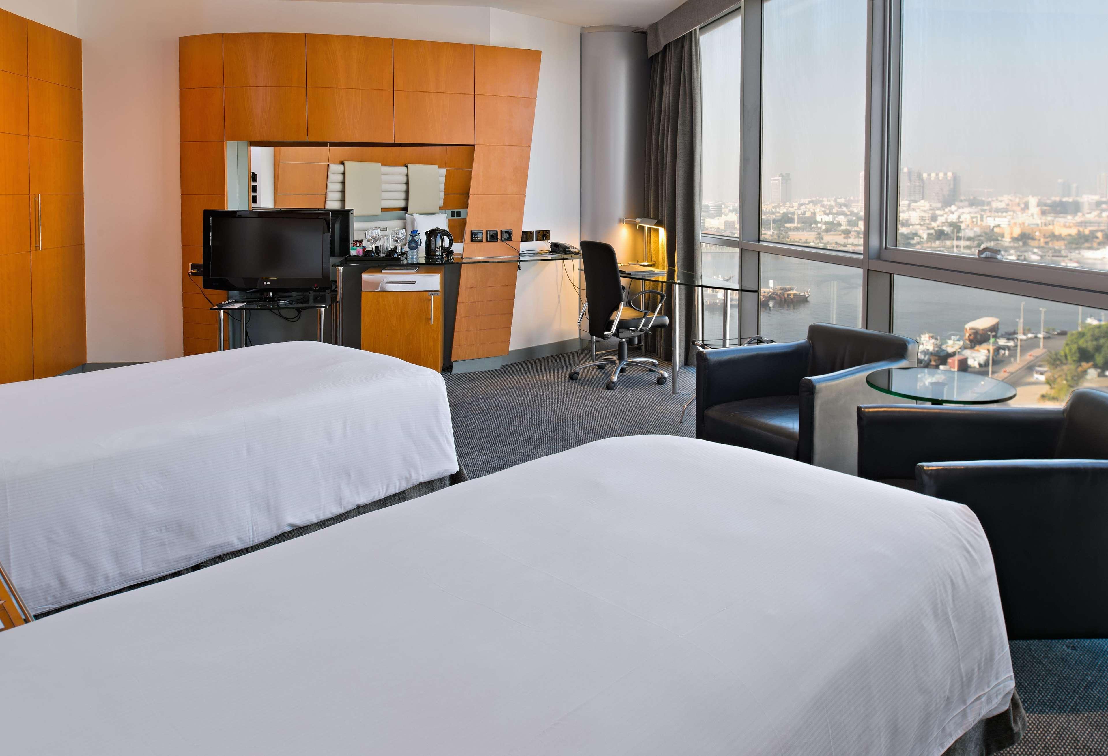 Golden sands 5 dubai. Golden Sands Hotel Dubai Creek 5. MD Hotel (ex. Cassells al Barsha) 4*.